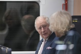 Charles III et la reine consort ont fait le trajet entre Berlin et Hambourg à bord d'un train.